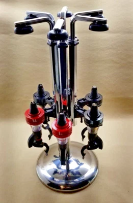 Carrusel de cócteles 6 botellas dispensador de licor Home Bar JCPenny Home Collection Foto 1 de 4