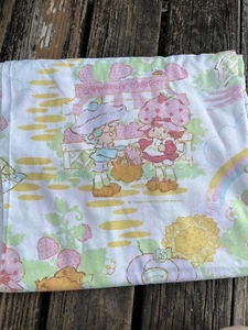 Strawberry Shortcake Twin Flat Sheet Pink Green Novelty Print Cartoon Vtg 80s - Picture 1 of 3