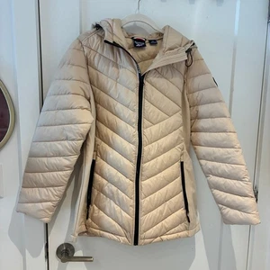 Reebok Cream Puffer Jacket Medium - Picture 1 of 9