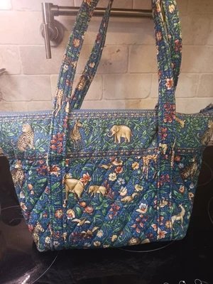 Bolso de Mano Vintage Vera Bradley Retirado Reino Animal Azul Estampado Safari Acolchado Foto 1 de 4