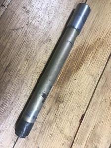 Triumph RS ST Sprint 955i Vorderrad Spindel Achse T2001252 - Bild 1 von 3