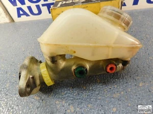 Plymouth Cricket Brake Master Cylinder NOS Girling 64068927 1971-1972 - Picture 1 of 11