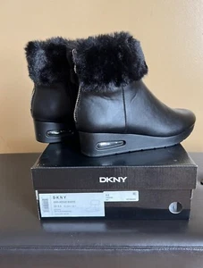 DKNY Women's Abri Wedge Ankle Bootie Size 9.5 Black - Picture 1 of 6