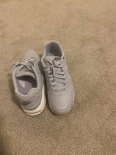 nike de piel para hombre