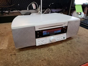 Cambridge Soundworks Radio CD-745 AM/FM CD/AUX Alarm Clock - Tested - Picture 1 of 4