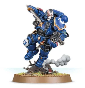 Primaris Lieutenant in Reiver Armour Space Marines Brand New Warhammer 40k - Picture 1 of 3