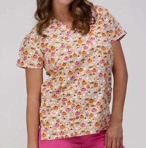 NWT Women's Large Halloween Ditzy Print I Love Scrubs Scrub Top - Picture 1 of 1