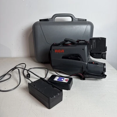 Vintage RCA Camera Steady Pix Auto Shot CC439 DSP3 Camcorder W/ Case *Untested* - Image 1 of 4