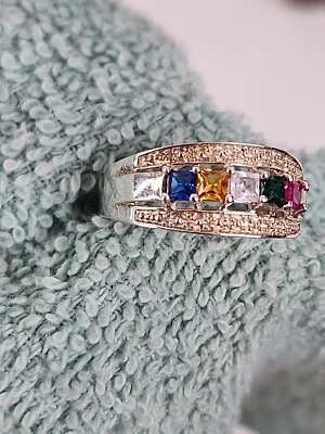 WOMEN'S KSTM GOLD PLATED GOLD AND SILVER TONE MULTI COLORED MOTHERS RING Size 10 - Image 1 of 4