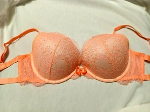 Victoria’s Secret 32DD Sujetador Push Up Muy Sexy Rosa Lazo Diamante Encaje - Imagen 1 de 5