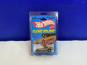 HOT WHEELS 1/64 FLYING COLORS TOM MCEWEN MONGOOSE VETTE FUNNY INTERNATIONAL CARD - Picture 1 of 13