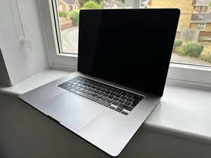 MacBook Pro A2141 EMC 3347 16 pouces gris sidéral non testé sans chargeur - Photo 1/16