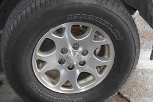 2001 02 03 04 05 06 TAHOE RIM N88 Alloy OEM Five 5 Spoke Wheel 17x7.5 Factory - Picture 1 of 3
