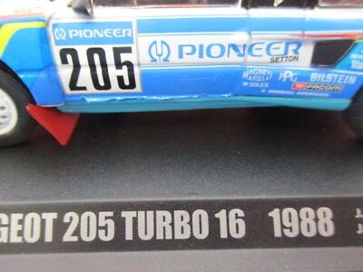 Die cast 1/43 Modellino Auto Peugeot 205 T16 Rally Paris Dakar 1988 J. Kankkunen - Immagine 1 di 4