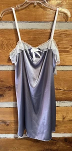 Vera Wang satin nightgown - Medium Gray w Ivory Lace - Picture 1 of 7