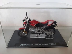 Altaya Ducati Monster S4 Carl Fogarty 2002 1/24 - Imagen 1 de 2