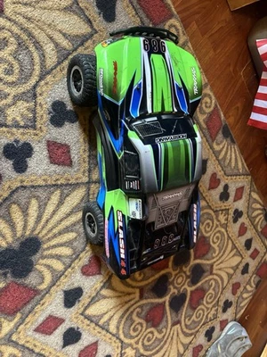 Traxxas Slash 4x4 Ultimate VXL RC Truck RTR - Image 1 of 4