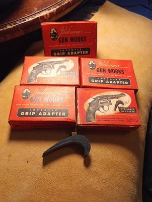 PACHMAYR / SMITH & WESSON PACHMAYR Grip Adapter 2M - S&W Perfected, Regulation Police, Chief Special