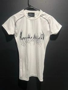 BREATHE DIVINITY WHITE COMPRESSION SHIRT SPIDER DESIGN SPELLOUT SIZE SMALL - Picture 1 of 9