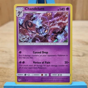 Tarjeta Pokémon Chandelure Cosmo Holo 103/214 Lost Thunder Sun & Moon - Imagen 1 de 2