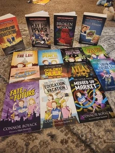 (15) The Tuttle Twins Book Lot 1-11, Choose Your Own Sequence 1-4 Connor Boyack - Picture 1 of 6