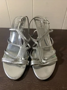 Jacqueline Ferrar hochhackige Damenschuhe 9M silberfarben offene Zehenpartie - Bild 1 von 6