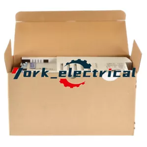 Neu Lenze E82EV302_4C200 Wechselrichter schnell FedEx oder E82EV302k4C200# - Bild 1 von 9