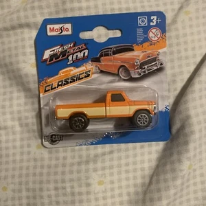MAISTO _ 1977 FORD F-150 PICK-UP _ (MOC) - Picture 1 of 4