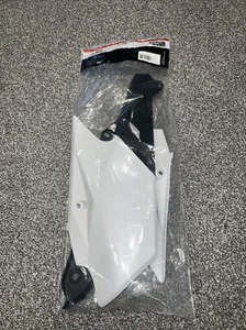 Polisport Side Panels For Yamaha YZ250 2014-2018 YZF450 2014-2017 White Black - Picture 1 of 5