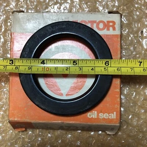 Victor 47236 134-7236 Oil Seal Wheel Hub Bearing New In The Box! F+S! - Picture 1 of 5