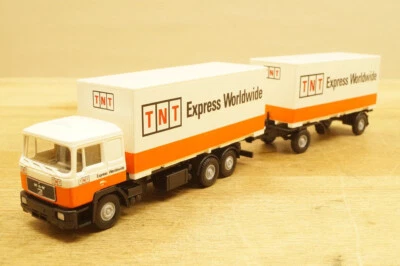 Ho 1:87 WIKING 574 01 42 Man F 90 Scambiare il Corpo Rimorchio " tnt Express " - Immagine 1 di 4