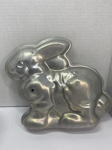 Vintage Aluminium Hase Kaninchen Kuchen/Schokolade-Form 2 Stück Set 9 x 8 Zoll - Bild 1 von 14