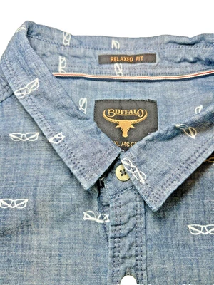 Para hombres Marca Buffalo - Camisa con botones de ajuste relajado - XXL - Gafas de sol estampadas Foto 1 de 2