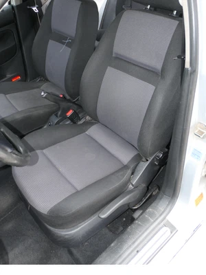 1 x Golf 4 1J Bora seat front left driver seat 4/5-door variant black - Image 1 of 4