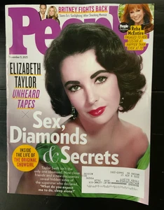 November 3, 2025 People Magazine Elizabeth Taylor Taylor Swift Britney Spears - Bild 1 von 3