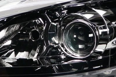 Renault Scenic MK3 Headlight Left 12-15 Headlamp Passenger Near Side OEM Valeo - Image 1 of 4