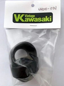 KAWASAKI KD80 KD100 KM100 MC1M FRONT FORK DUST SEALS SET OF 2 44010-024 - Picture 1 of 4