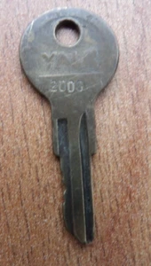 Vintage Original Yale & Towne Mfg. Co. Lock Key 200G - Picture 1 of 2