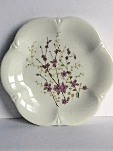 Tiffany Ceramiche Italien Dessertteller 8"D lila Blumen Salbei Blätter überbacken - Bild 1 von 9