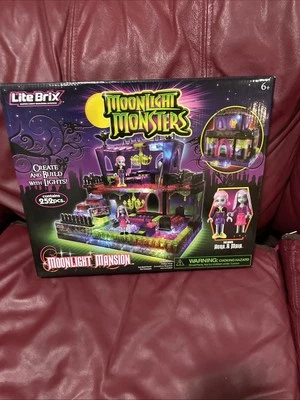 Cra-Z-Art Light Brix Moonlight Monsters Moonlight Mansion Set NIB Sealed - Image 1 of 2