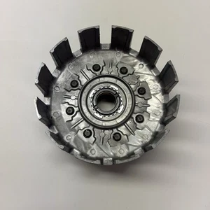 18 - 22 2021 YAMAHA YZ450F YZ 450 F CLUTCH BASKET OEM - Picture 1 of 5