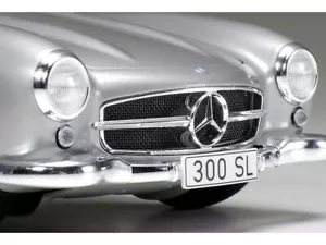 TAMIYA 1/24 No.338 Sports Car Series Mercedes-Benz 300 SL Model Kit 24338 - Picture 1 of 17