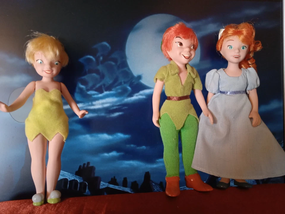 FIGURAS DE PORCELANA PETER PAN WENDY CAMPANILLA DISNEY - ENVIO CERTIFICADO - Immagine 1 di 4