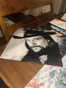 WAYLON Jennings Will The Wolf Survive LP Vinyl MCA Records MCA-5688 - Picture 1 of 4