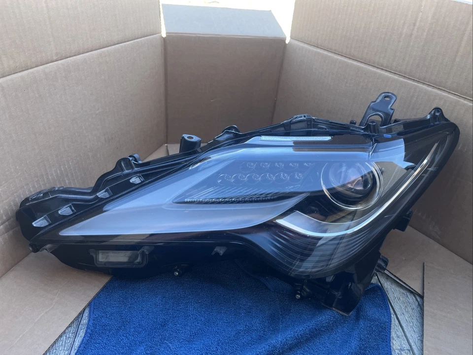 2020-2024 Lexus rc 350 OEM LED Driver Side Headlight,(module Included)! - Image 1 of 4