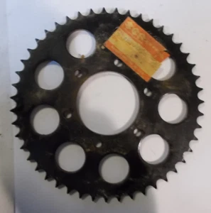 SUZUKI NOS REAR SPROCKET 47T 47-428 STEEL DR125 DR SP125 SP TC100 TC TS100 (GR) - Picture 1 of 2