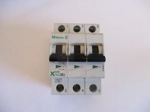 INTERRUPTOR CIRCUITO MCB TRIPLE POLO MOELLER XPOLE FAZ-C40/3 40 C40 40 AMPERIOS 10KA. - Imagen 1 de 1