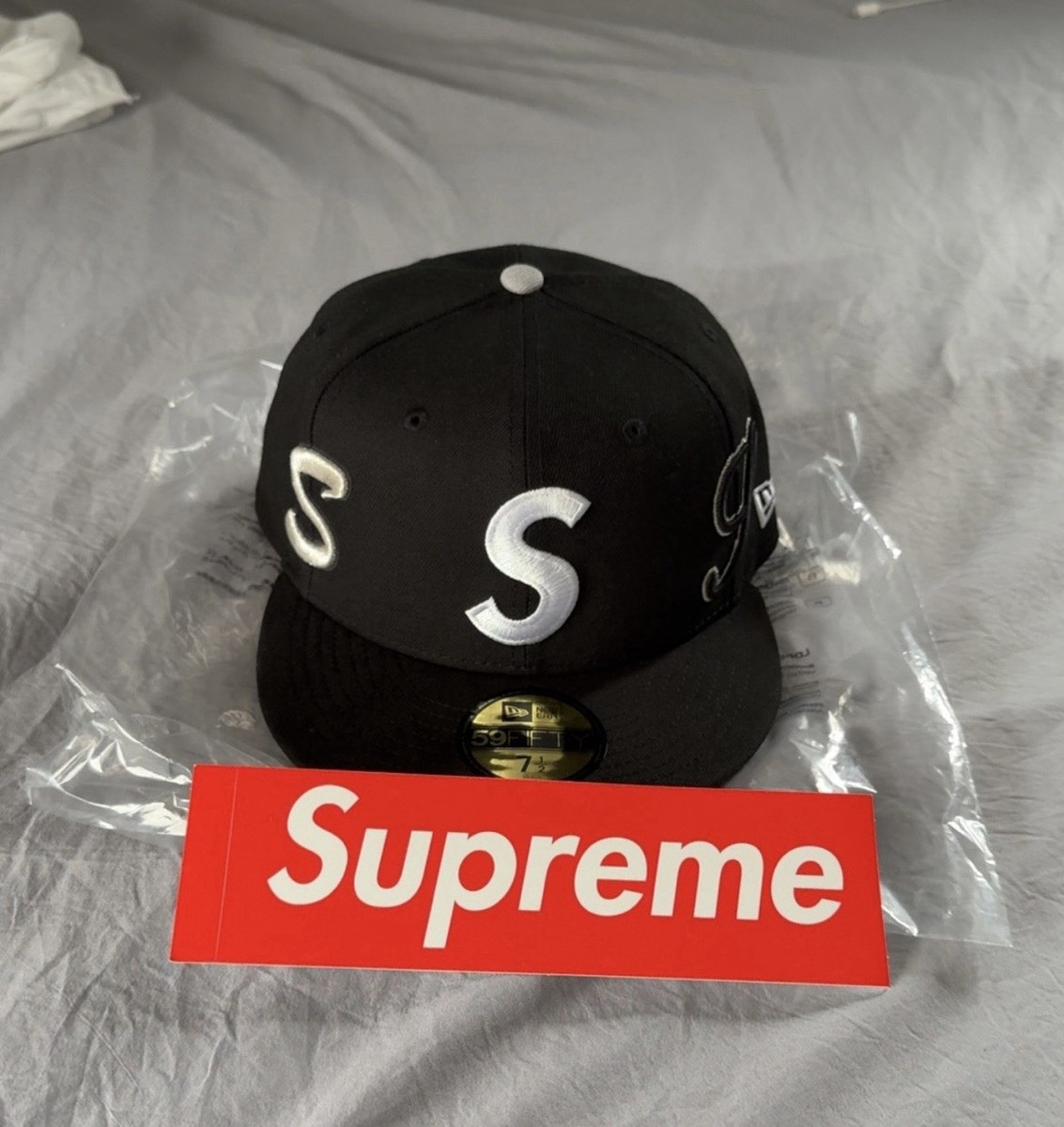 Supreme Men's 7 1/2 Size for sale | eBay Supreme Men's 7 1/2 Size for sale | eBay