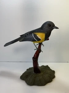 Scott’s Oriole Original Hand Carved Wood Bird Life Size - Picture 1 of 8