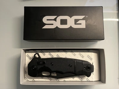 SOG Seal XR Folding Knife 3.9" S35VN Steel Clip Point Blade Black FRN Handle - Image 1 of 3